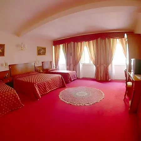 3 Coins Hotel 3*